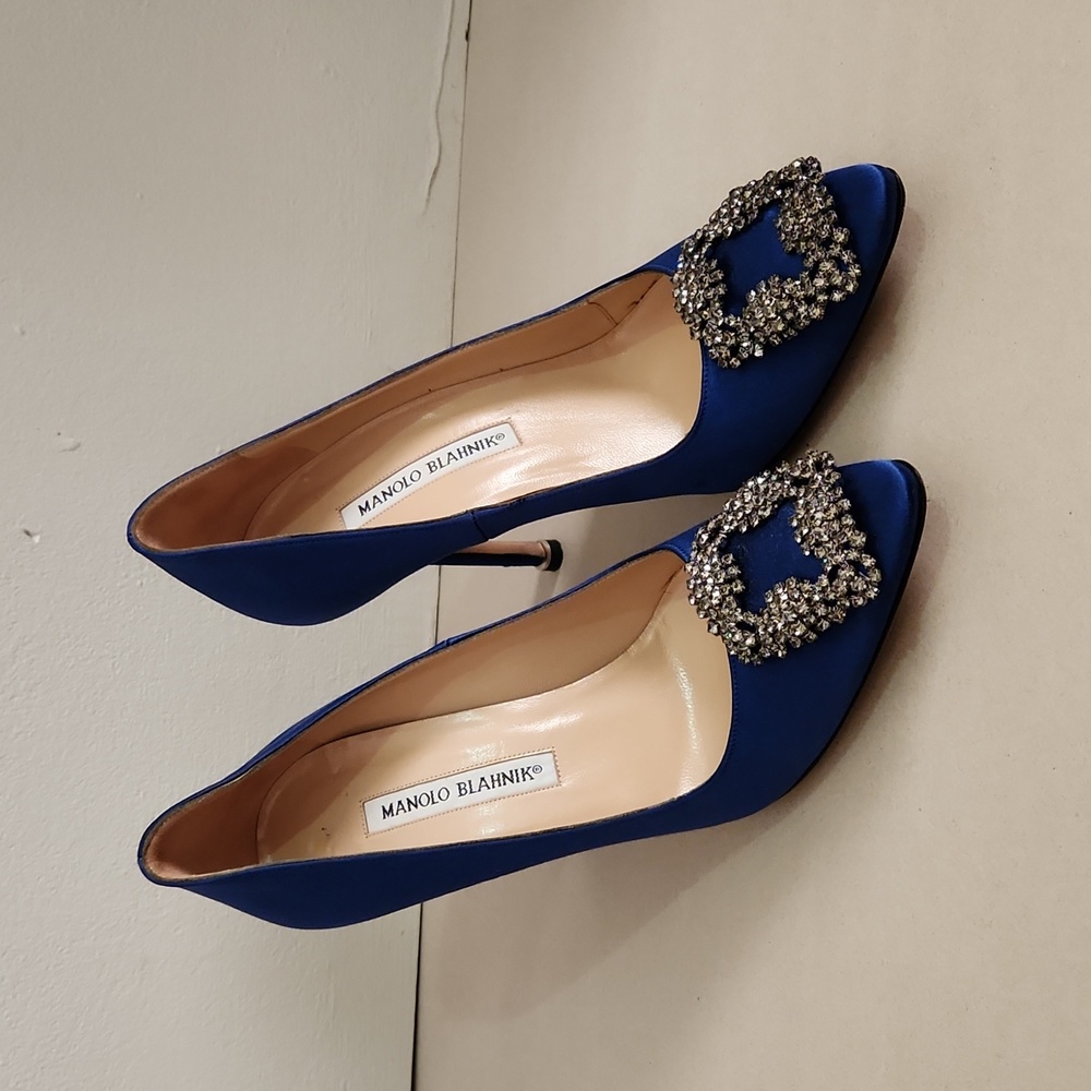 Manolo Blahnik Hangisi